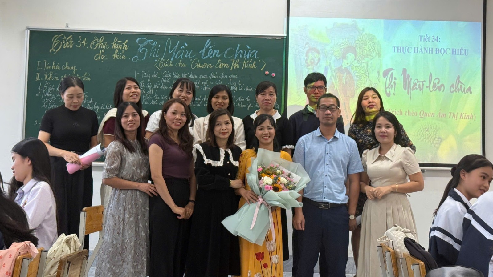 THAO GIẢNG CHÀO MỪNG NGÀY NHÀ GIÁO VIỆT NAM 20/11