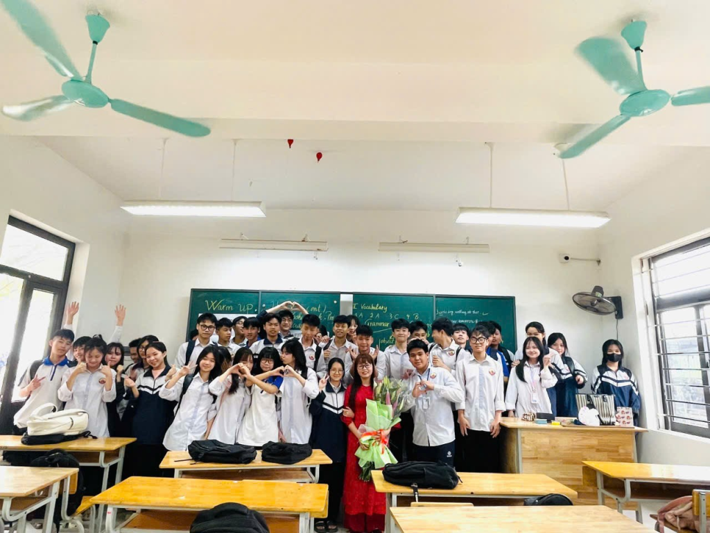 Chào mừng Tháng Thanh niên 2026, Trường THPT Mỹ Đức B tổ chức thao giảng cấp Tổ.