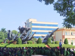 TRƯỜNG THPT MỸ ĐỨC B TỔ CHỨC CHO HỌC SINH  KHỐI 12 HỌC TẬP, TRẢI NGHIỆM TẠI NHÀ MÁY A31